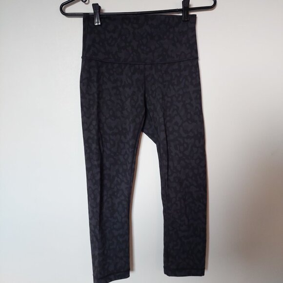 Lululemon Align Crop 21", Women's Size 4 - Picture 5 of 5